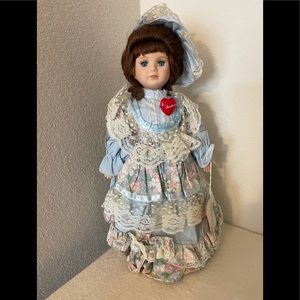 Vintage Sweetheart Collection Porcelain Doll Mary